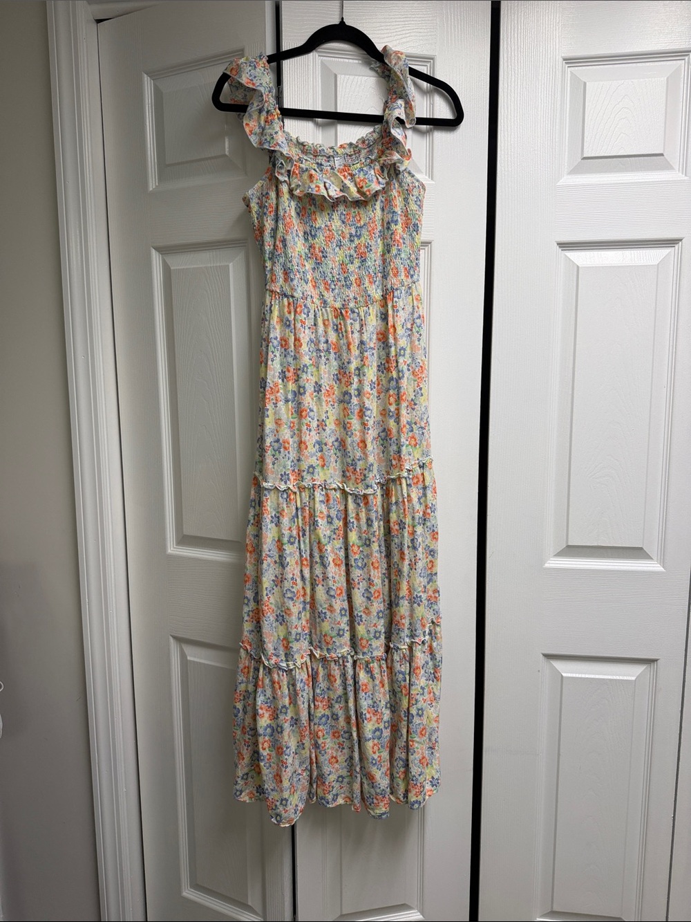 OLd Navy Floral Ruffle Maxi Dress - Cream Floral